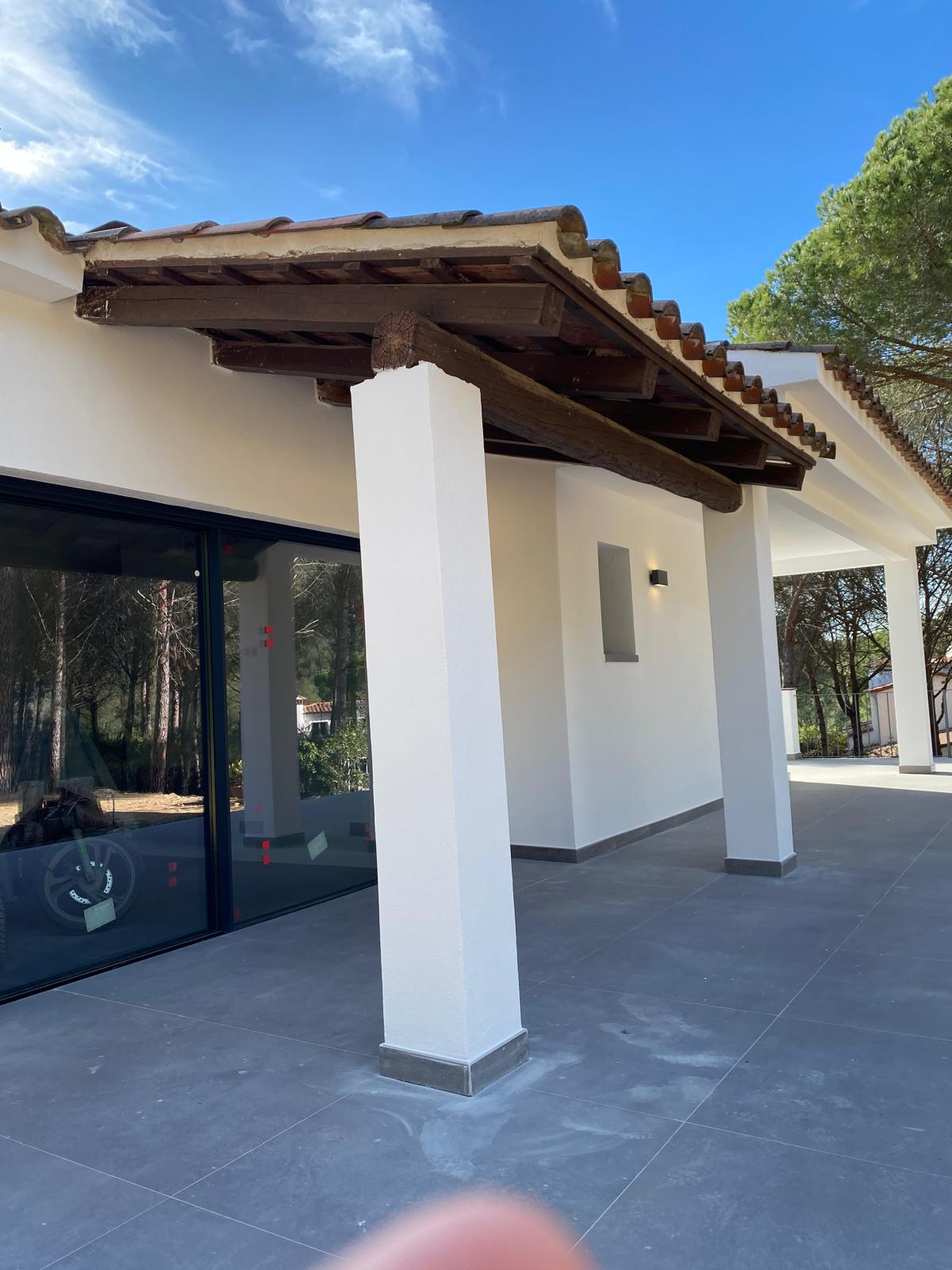 Reforma integral con piscina en Santa Cristina de Aro (2023)