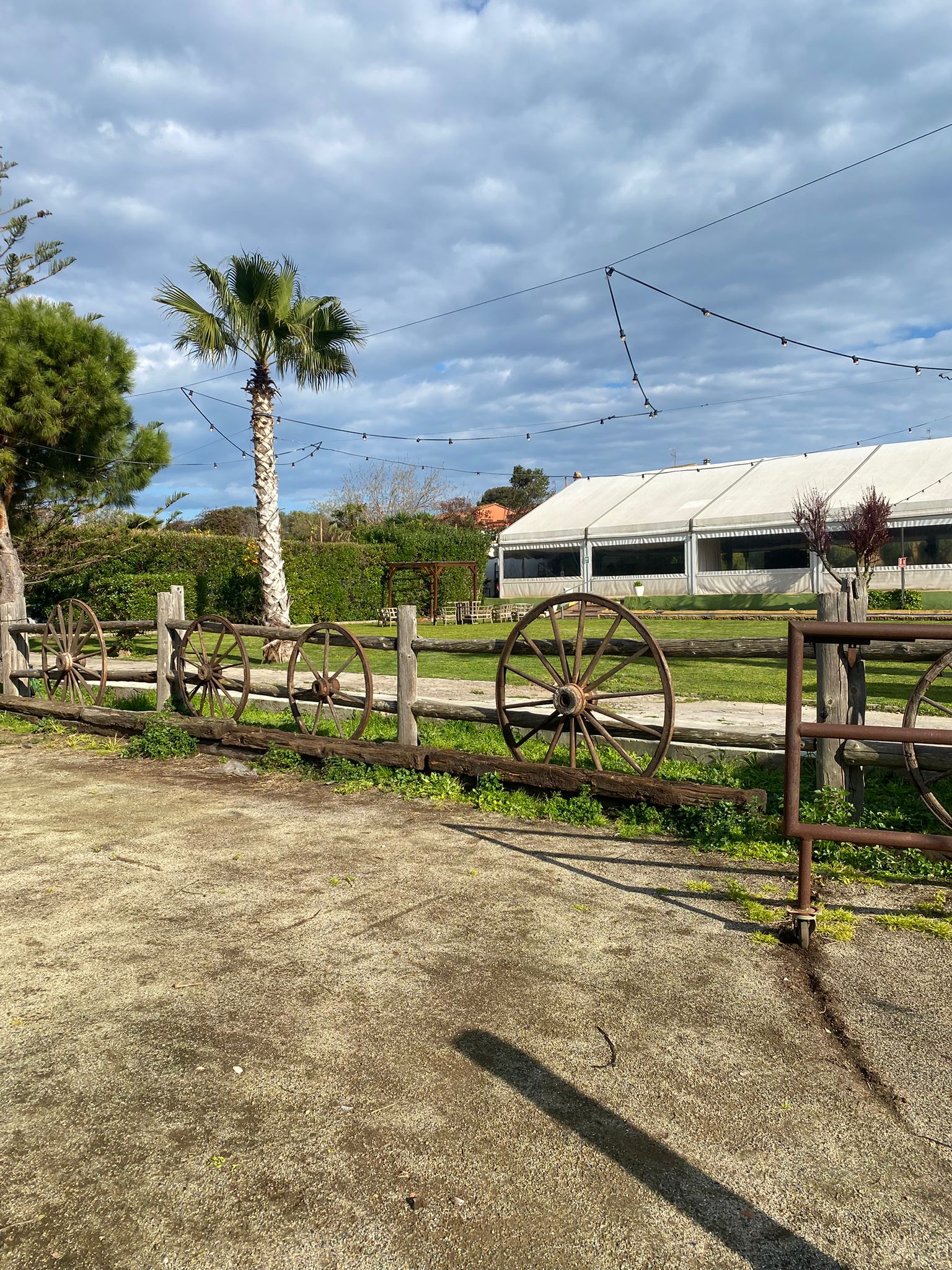 Obra Vila Noveta – zona exterior y mobiliario (2024)